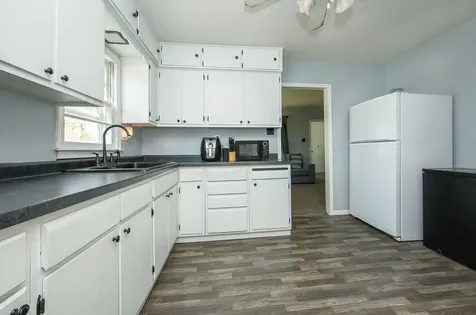 1919 Cypress Avenue Cedar Falls IA 50613