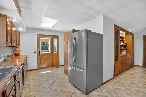 6205 Kimball Avenue Waterloo IA 50701