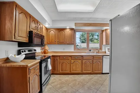 6205 Kimball Avenue Waterloo IA 50701