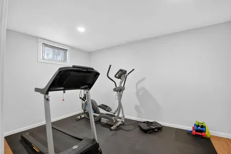 6205 Kimball Avenue Waterloo IA 50701