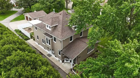 6205 Kimball Avenue Waterloo IA 50701