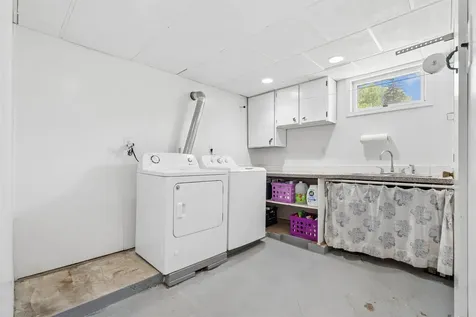 2618 Cedar Heights Drive Cedar Falls IA 50613