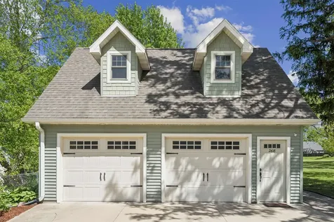2618 Cedar Heights Drive Cedar Falls IA 50613