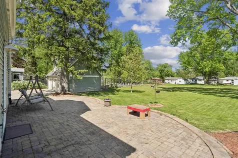 2618 Cedar Heights Drive Cedar Falls IA 50613