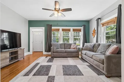 2618 Cedar Heights Drive Cedar Falls IA 50613