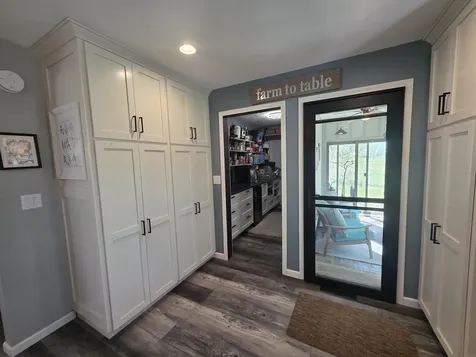 2208 Jefferson Road Manchester IA 52057