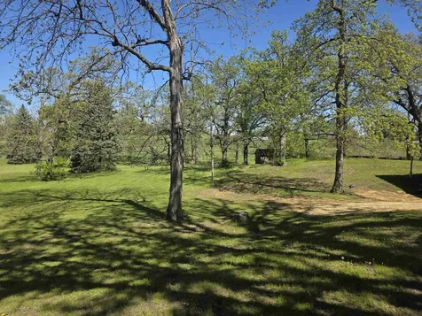 2208 Jefferson Road Manchester IA 52057