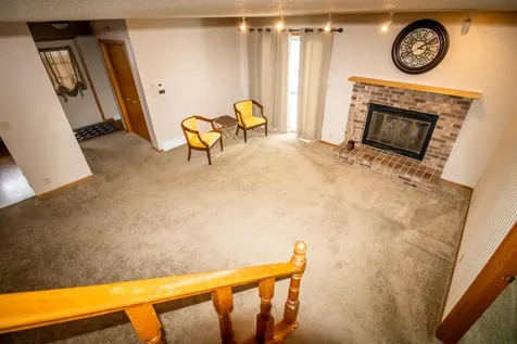 2122 Bicentennial Drive Cedar Falls IA 50613