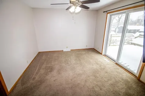 2122 Bicentennial Drive Cedar Falls IA 50613