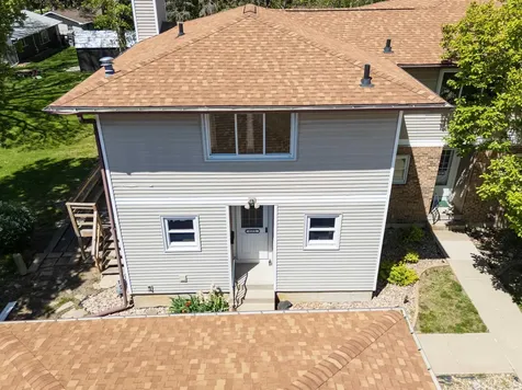 2122 Bicentennial Drive Cedar Falls IA 50613