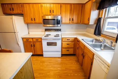 2122 Bicentennial Drive Cedar Falls IA 50613