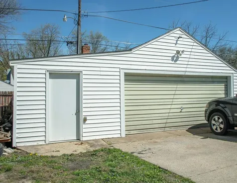 706 Kern Waterloo IA 50703