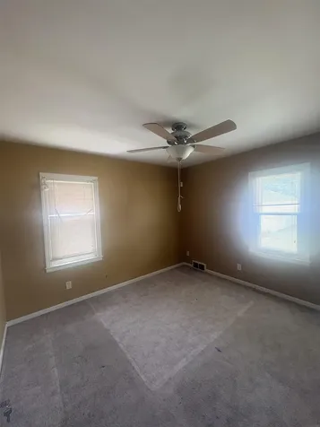 706 Kern Waterloo IA 50703