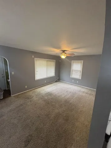 706 Kern Waterloo IA 50703