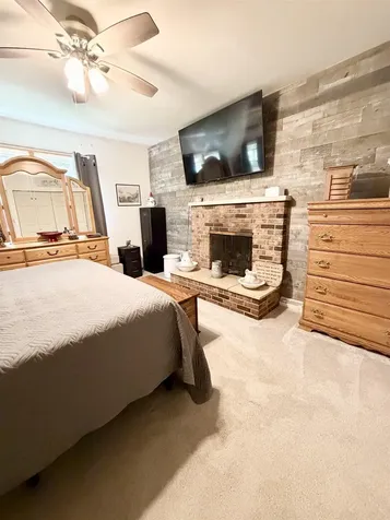 1162 Rachael Street Waterloo IA 50701