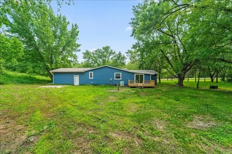 11698 S33 Highway Iowa Falls IA 50126