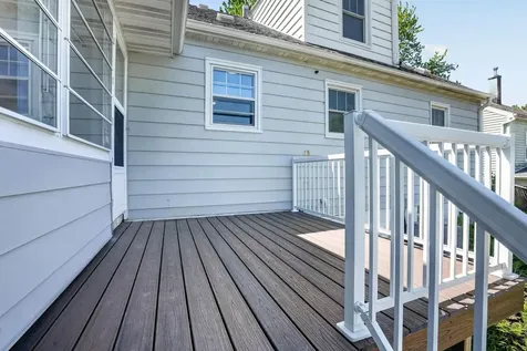 1115 W 10th Street Cedar Falls IA 50613