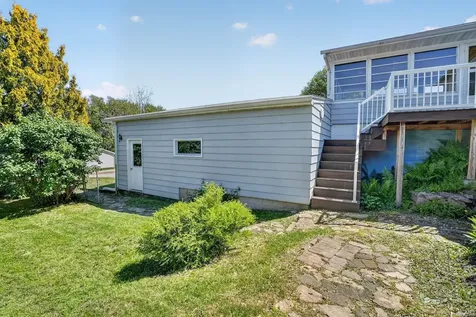 1115 W 10th Street Cedar Falls IA 50613