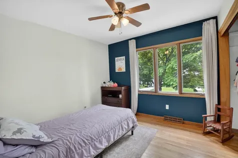 171 Lovejoy Avenue Waterloo IA 50701