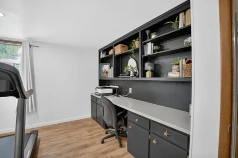171 Lovejoy Avenue Waterloo IA 50701