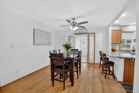 171 Lovejoy Avenue Waterloo IA 50701