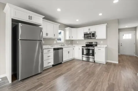 4332 S Mourning Dove Drive Waterloo IA 50702