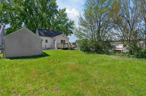 928 W Parker Street Waterloo IA 50703