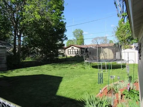 418 N Cedar Street Monticello IA 52310