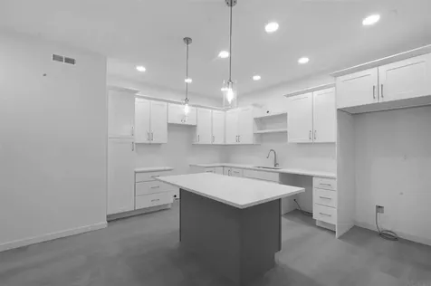 4015 Cedar Heights Drive Cedar Falls IA 50613