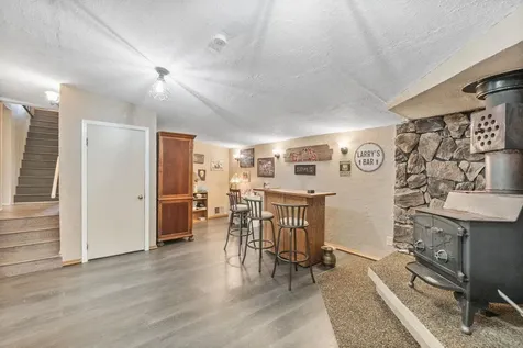716 E 13th Street Sumner IA 50674