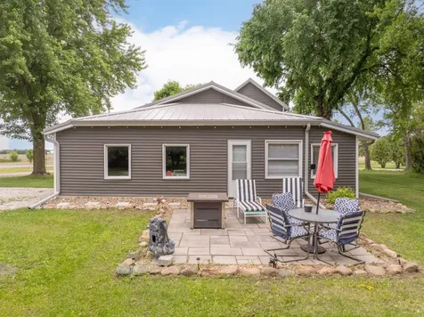 716 E 13th Street Sumner IA 50674