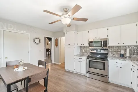 716 E 13th Street Sumner IA 50674