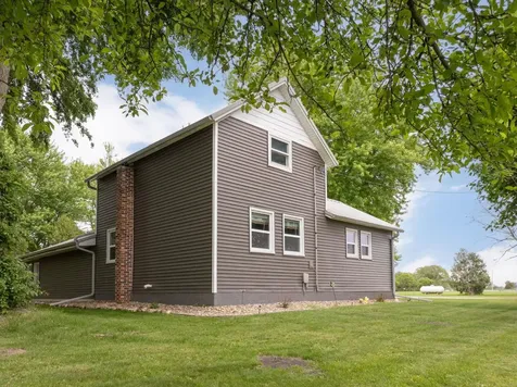 716 E 13th Street Sumner IA 50674