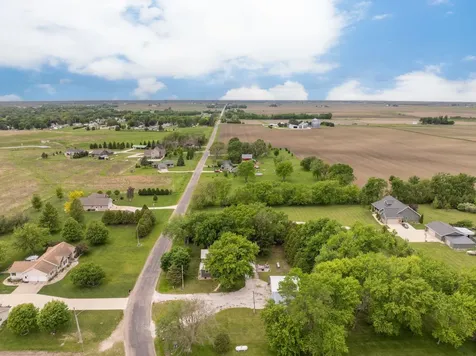 716 E 13th Street Sumner IA 50674
