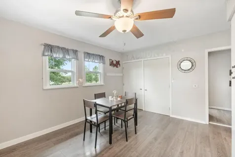 716 E 13th Street Sumner IA 50674