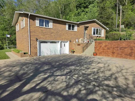 32387 Highway 52 Guttenberg IA 52052