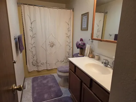 32387 Highway 52 Guttenberg IA 52052