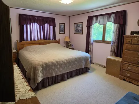 32387 Highway 52 Guttenberg IA 52052
