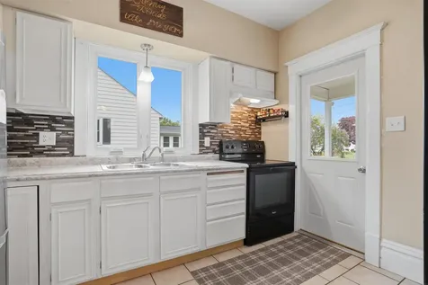 330 S Walnut Avenue New Hampton IA 50659