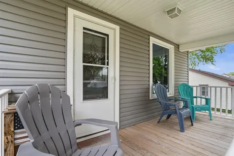 330 S Walnut Avenue New Hampton IA 50659