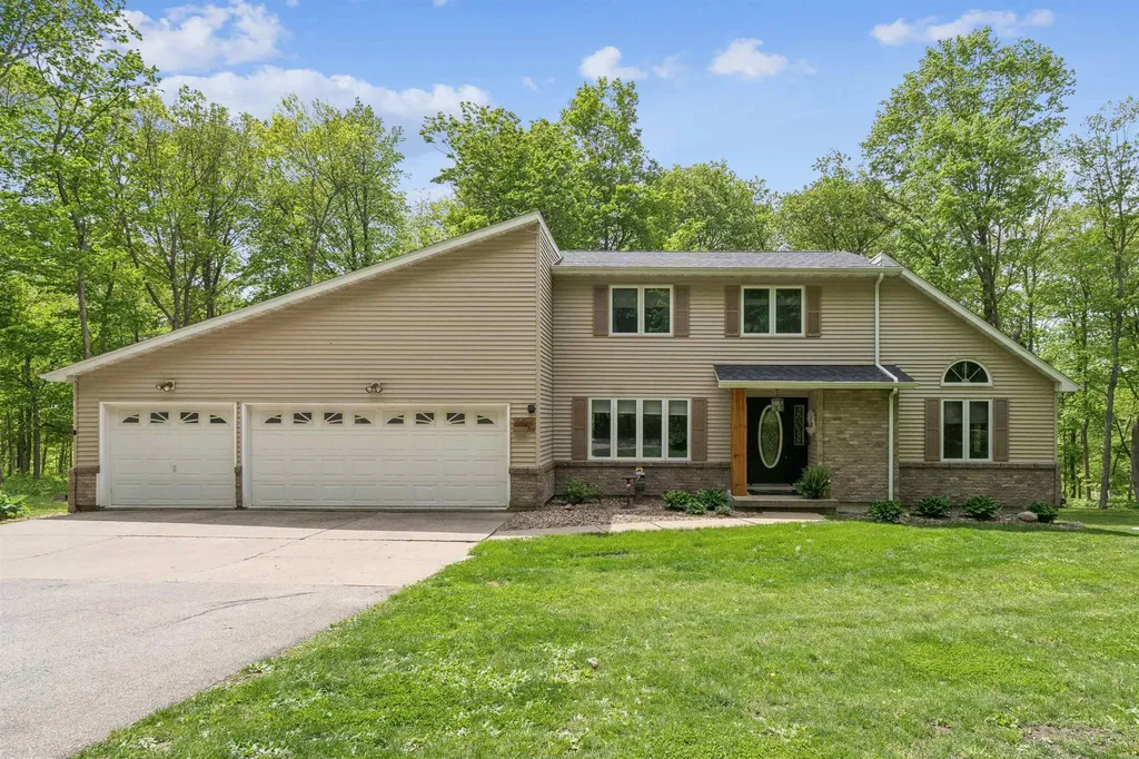112 Castle Lane Denver IA 50622