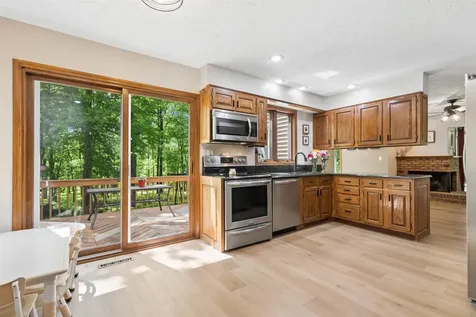 112 Castle Lane Denver IA 50622