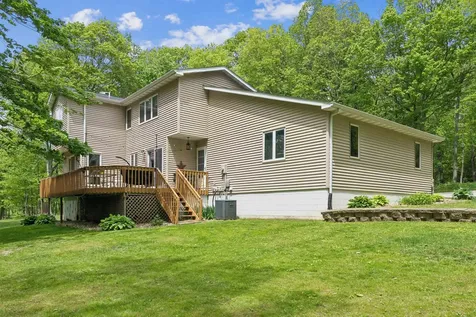 112 Castle Lane Denver IA 50622