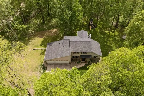 112 Castle Lane Denver IA 50622