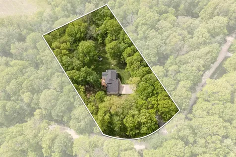 112 Castle Lane Denver IA 50622