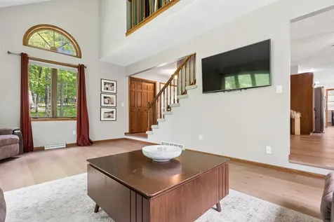 112 Castle Lane Denver IA 50622