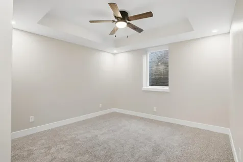 1219 W 7th Street Waterloo IA 50702