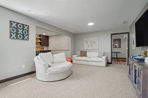2921 Timber Cove Drive Cedar Falls IA 50613