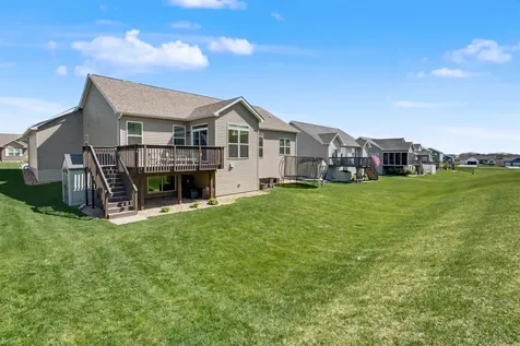 2921 Timber Cove Drive Cedar Falls IA 50613