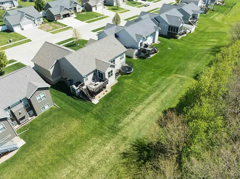 2921 Timber Cove Drive Cedar Falls IA 50613